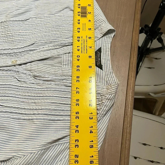 Women’s Eddie Bauer Button Down Shirt Size Medium - Picture 6 of 7